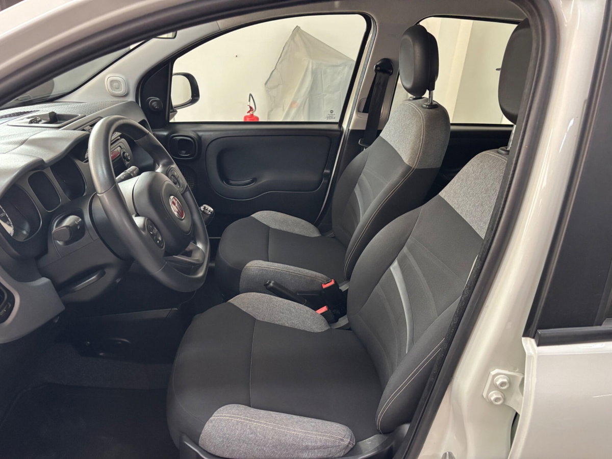 Fiat Panda 1.0 FireFly S&S Hybrid City Life (4)