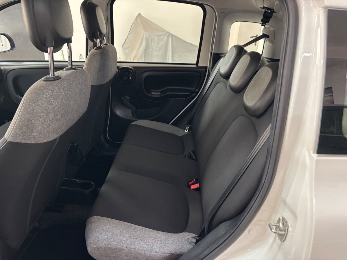 Fiat Panda 1.0 FireFly S&S Hybrid City Life (9)