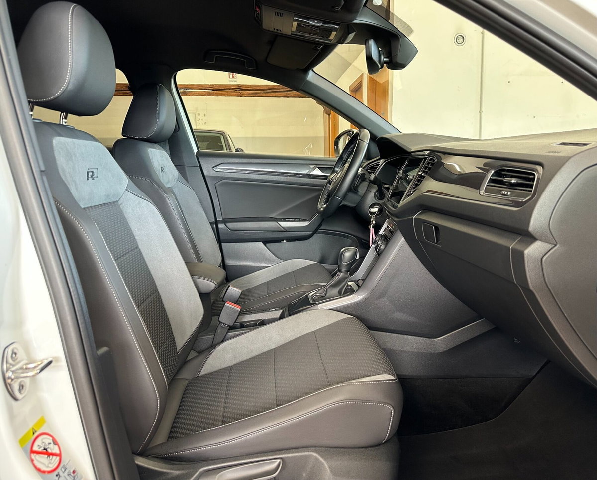 Volkswagen T-Roc 1.5 tsi R-Line dsg (10)