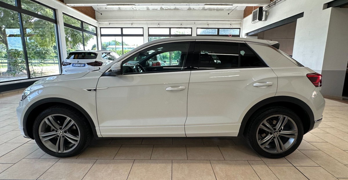 Volkswagen T-Roc 1.5 tsi R-Line dsg (16)
