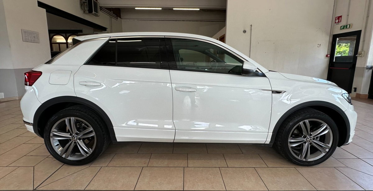 Volkswagen T-Roc 1.5 tsi R-Line dsg (17)