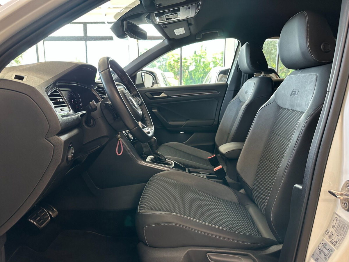 Volkswagen T-Roc 1.5 tsi R-Line dsg (7)
