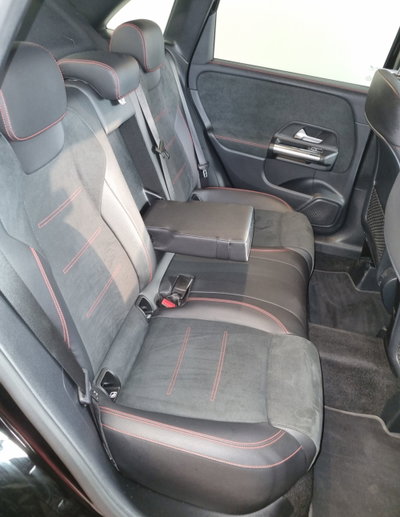 Mercedes-Benz Classe B 200 d Automatic Premium (14)