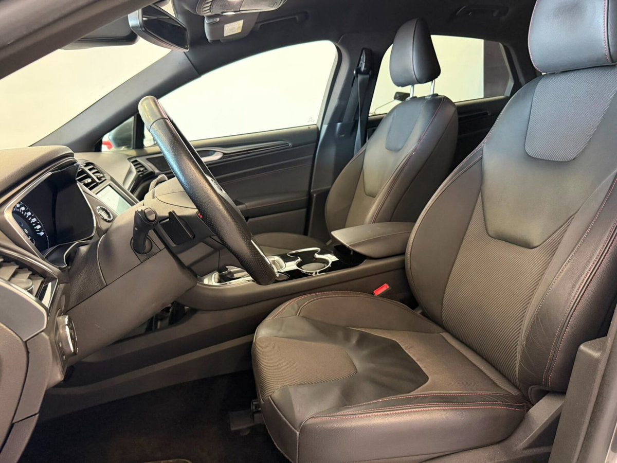 Ford Mondeo 2.0 EcoBlue 150 CV S&S aut. 5p. Vignale (19)
