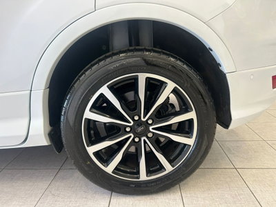 Ford Kuga 1.5 TDCI 120 CV S&S 2WD ST-Line (17)