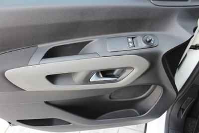 Peugeot Rifter BlueHDi 100 Active Standard (13)