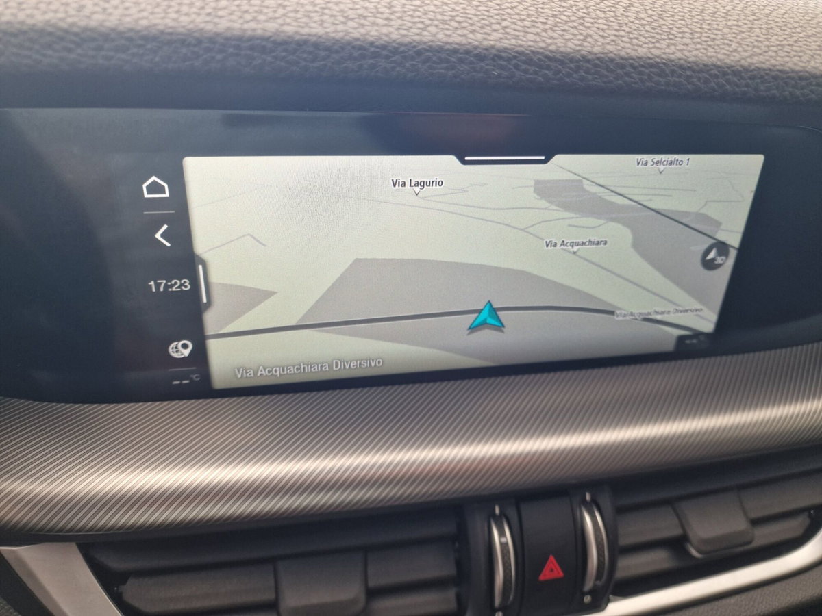 Alfa Romeo Stelvio Stelvio 2.2 Turbodiesel 210 CV AT8 Q4 Veloce (10)