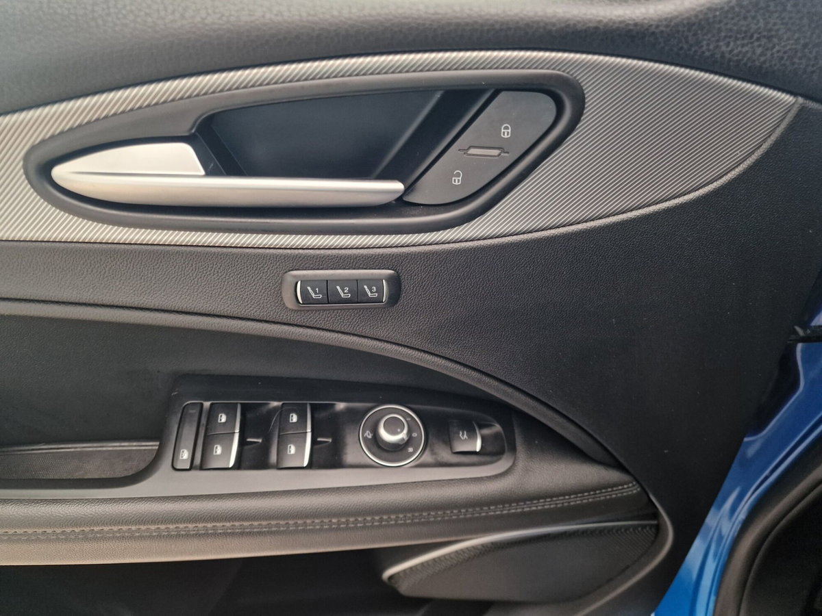 Alfa Romeo Stelvio Stelvio 2.2 Turbodiesel 210 CV AT8 Q4 Veloce (14)