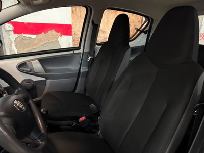 Toyota Aygo 1.0 12V VVT-i 5 porte Now Connect (19)