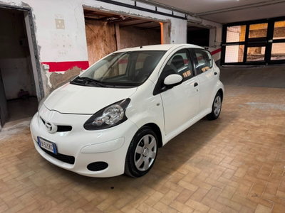 Toyota Aygo 1.0 12V VVT-i 5 porte Now Connect (5)