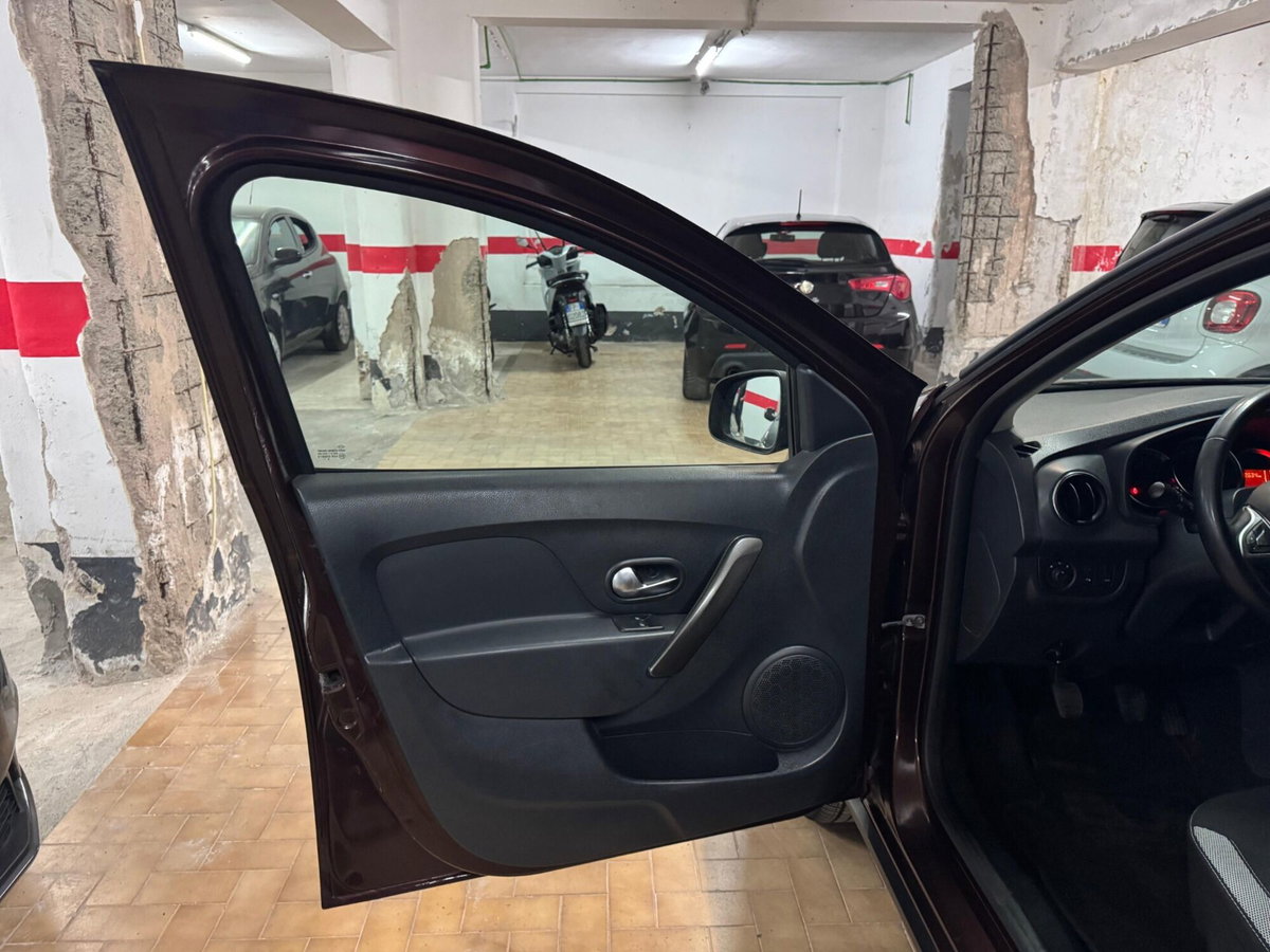 Dacia Sandero Stepway 1.5 dCi 8V 90CV (11)