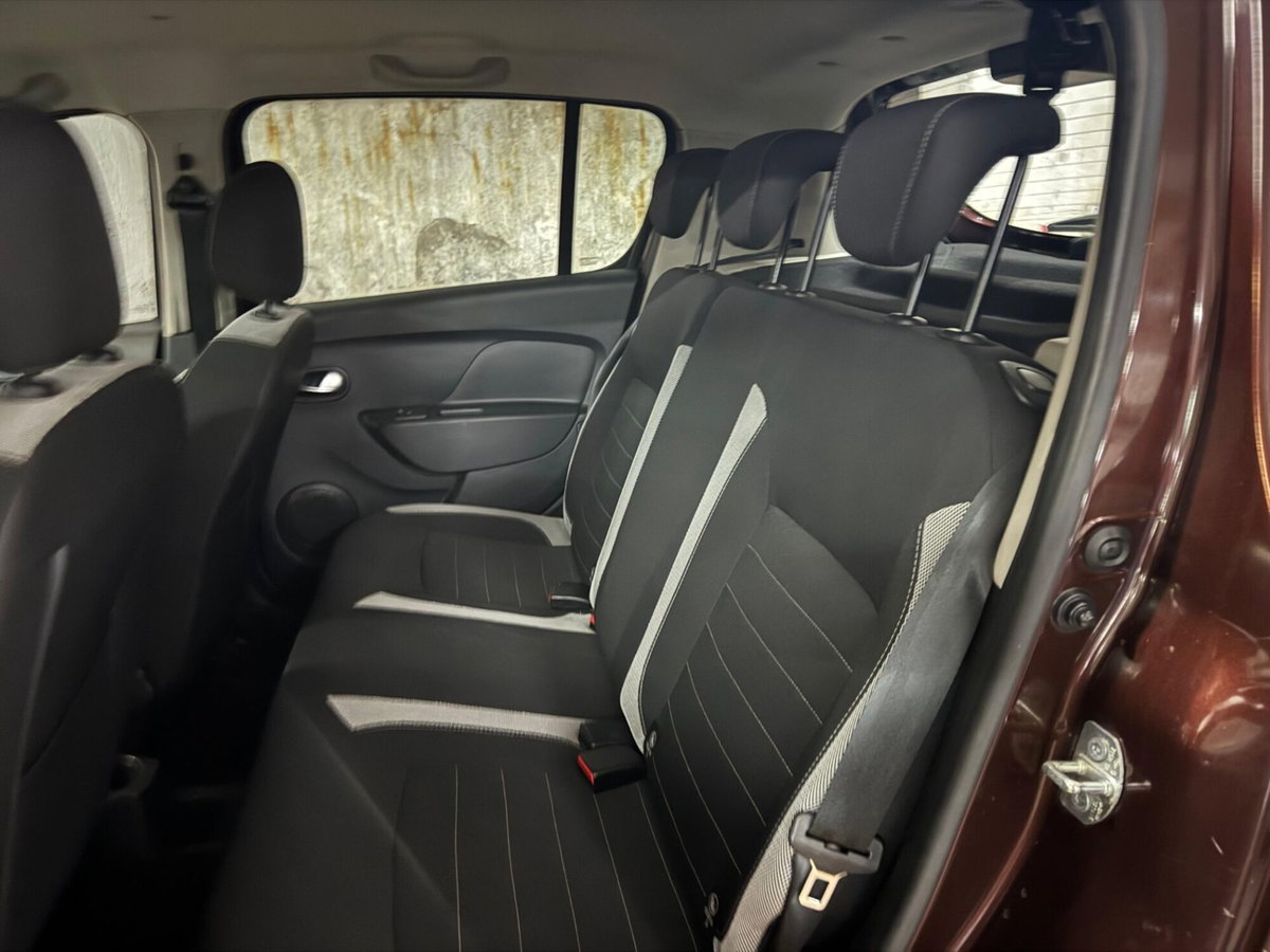 Dacia Sandero Stepway 1.5 dCi 8V 90CV (12)