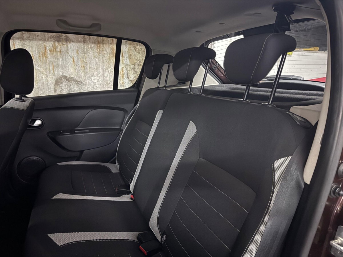 Dacia Sandero Stepway 1.5 dCi 8V 90CV (13)