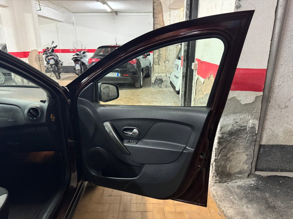 Dacia Sandero Stepway 1.5 dCi 8V 90CV (18)