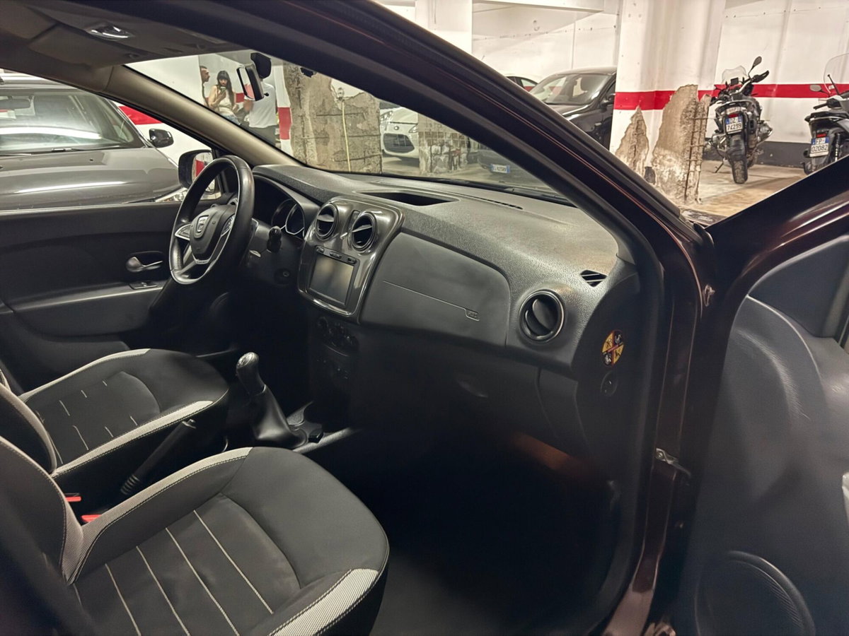 Dacia Sandero Stepway 1.5 dCi 8V 90CV (19)