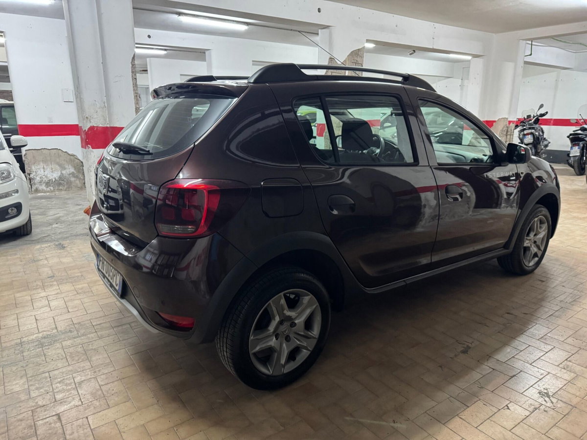 Dacia Sandero Stepway 1.5 dCi 8V 90CV (6)