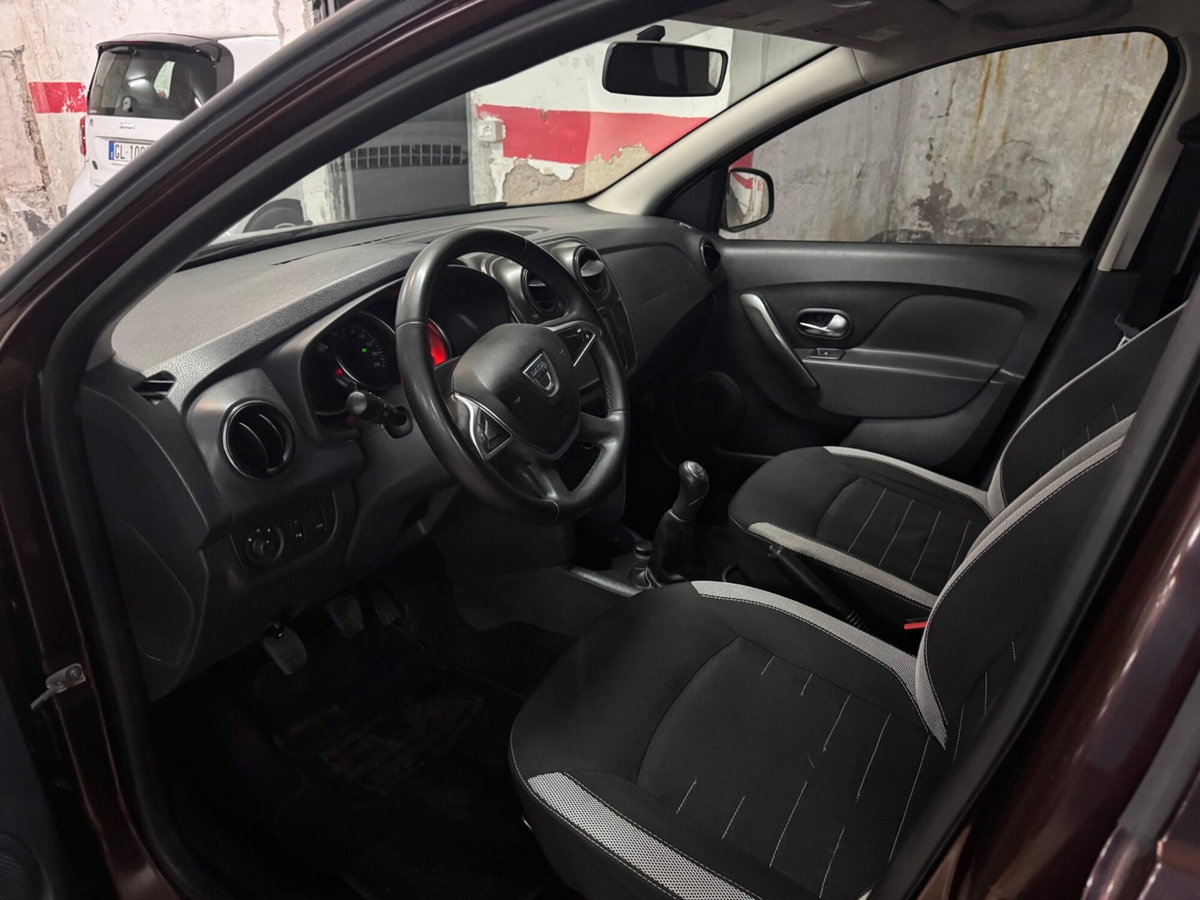 Dacia Sandero Stepway 1.5 dCi 8V 90CV (9)