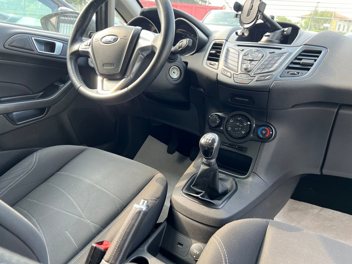 Ford Fiesta 1.5 TDCi 95CV 5 porte ECOnetic (10)