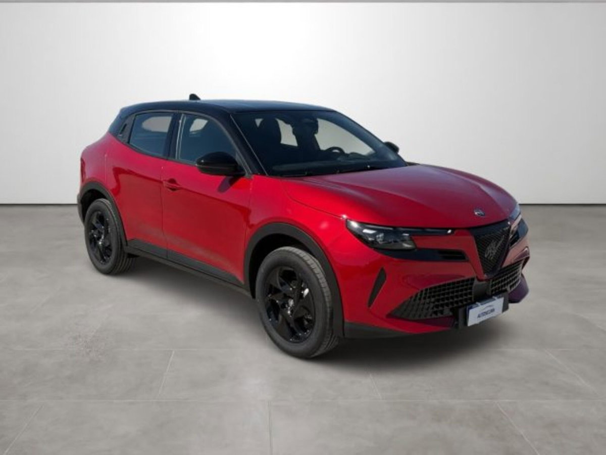 Alfa Romeo Junior 1.2 ibrida Sprint 145cv edct6 (3)