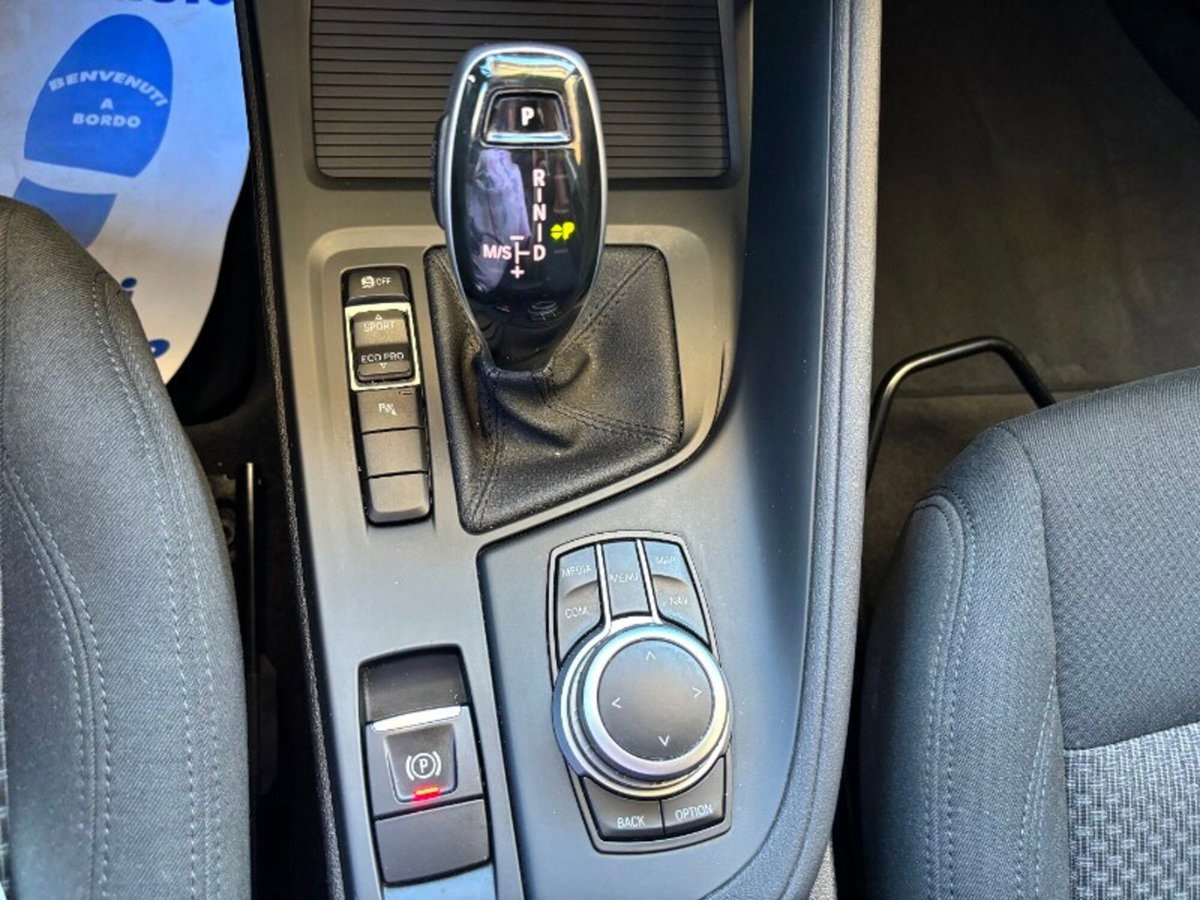 BMW X1 sDrive16d Business Advantage (16)