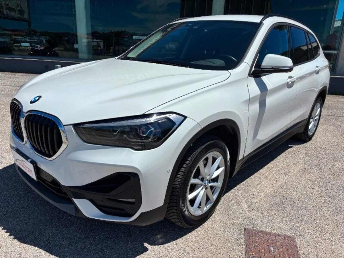 BMW X1 sDrive16d Business Advantage (2)