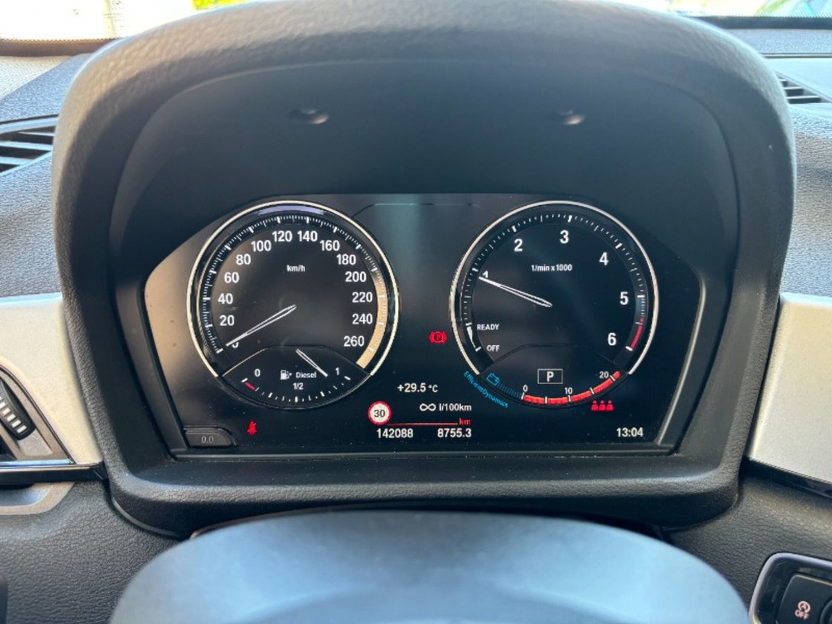 BMW X1 sDrive16d Business Advantage (9)