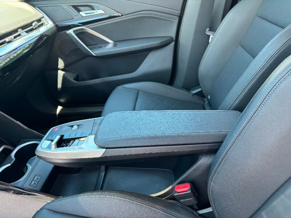 BMW X1 sDrive 18i xLine (18)