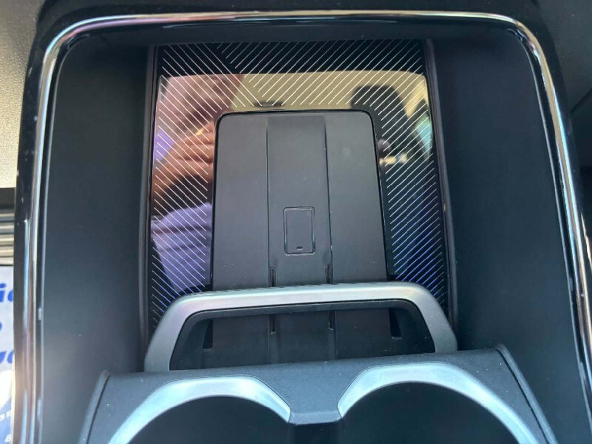 BMW X1 sDrive 18i xLine (20)