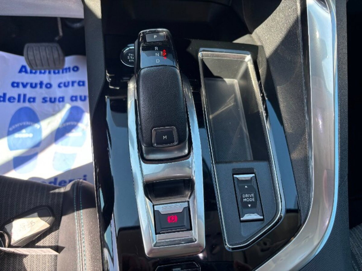 Peugeot 3008 BlueHDi 130 S&S EAT8 Allure Pack (15)
