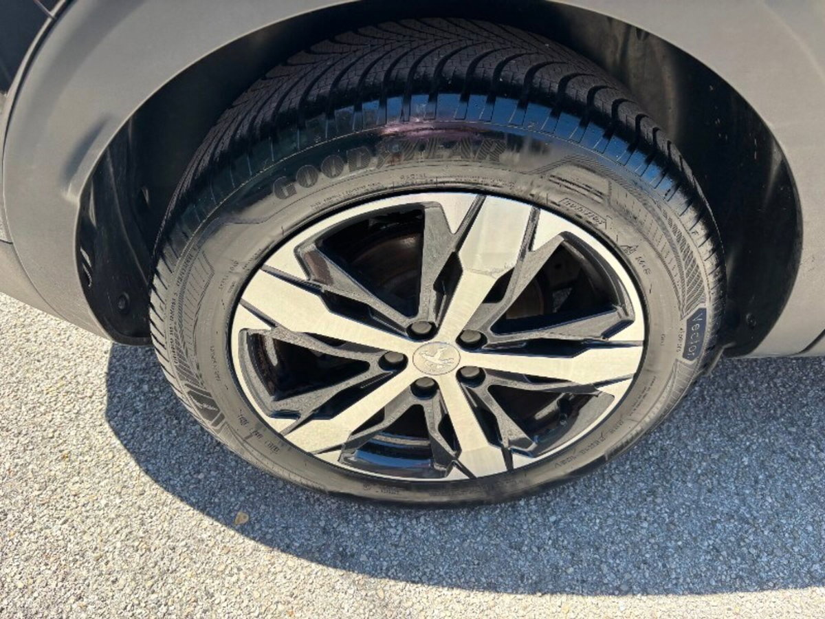 Peugeot 3008 BlueHDi 130 S&S EAT8 Allure Pack (20)
