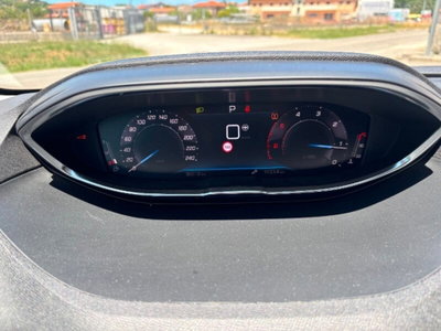 Peugeot 3008 BlueHDi 130 S&S EAT8 Allure Pack (8)