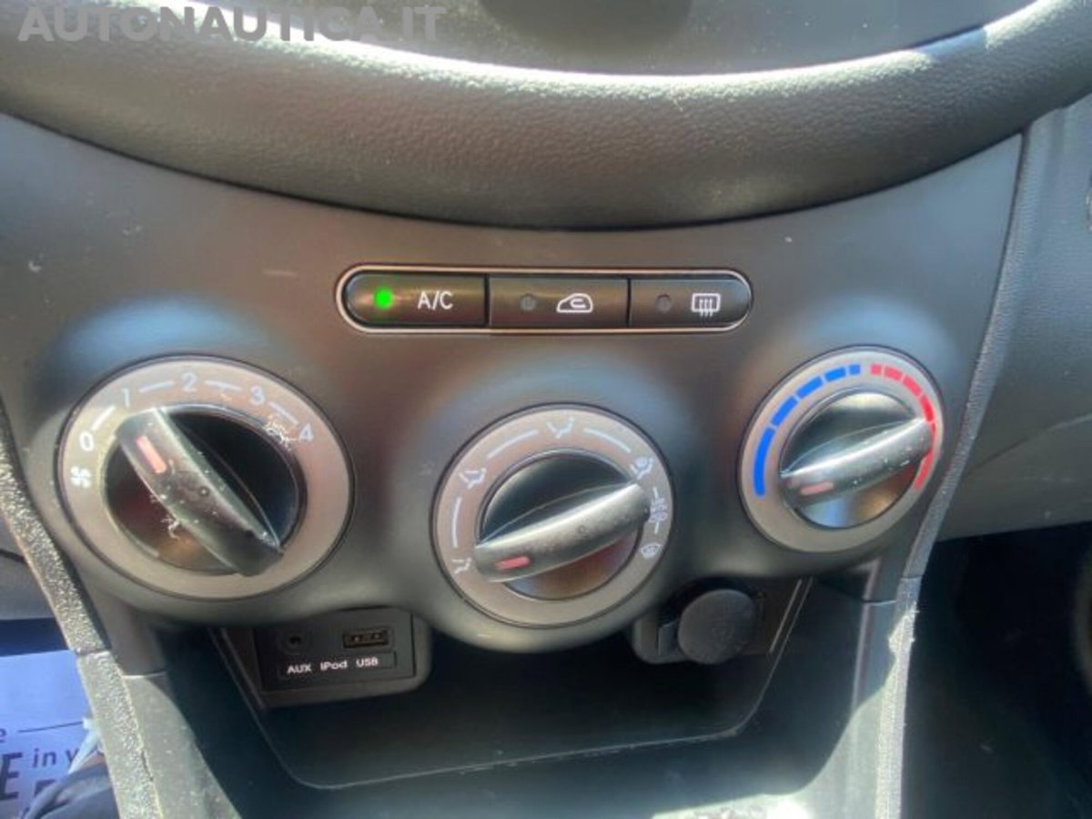 Hyundai i10 1.1 12V Comfort (13)