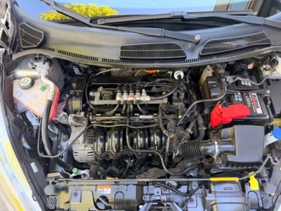 Ford Fiesta 1.4 5p. Bz.- GPL Titanium (19)