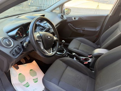 Ford Fiesta 1.4 5p. Bz.- GPL Titanium (9)