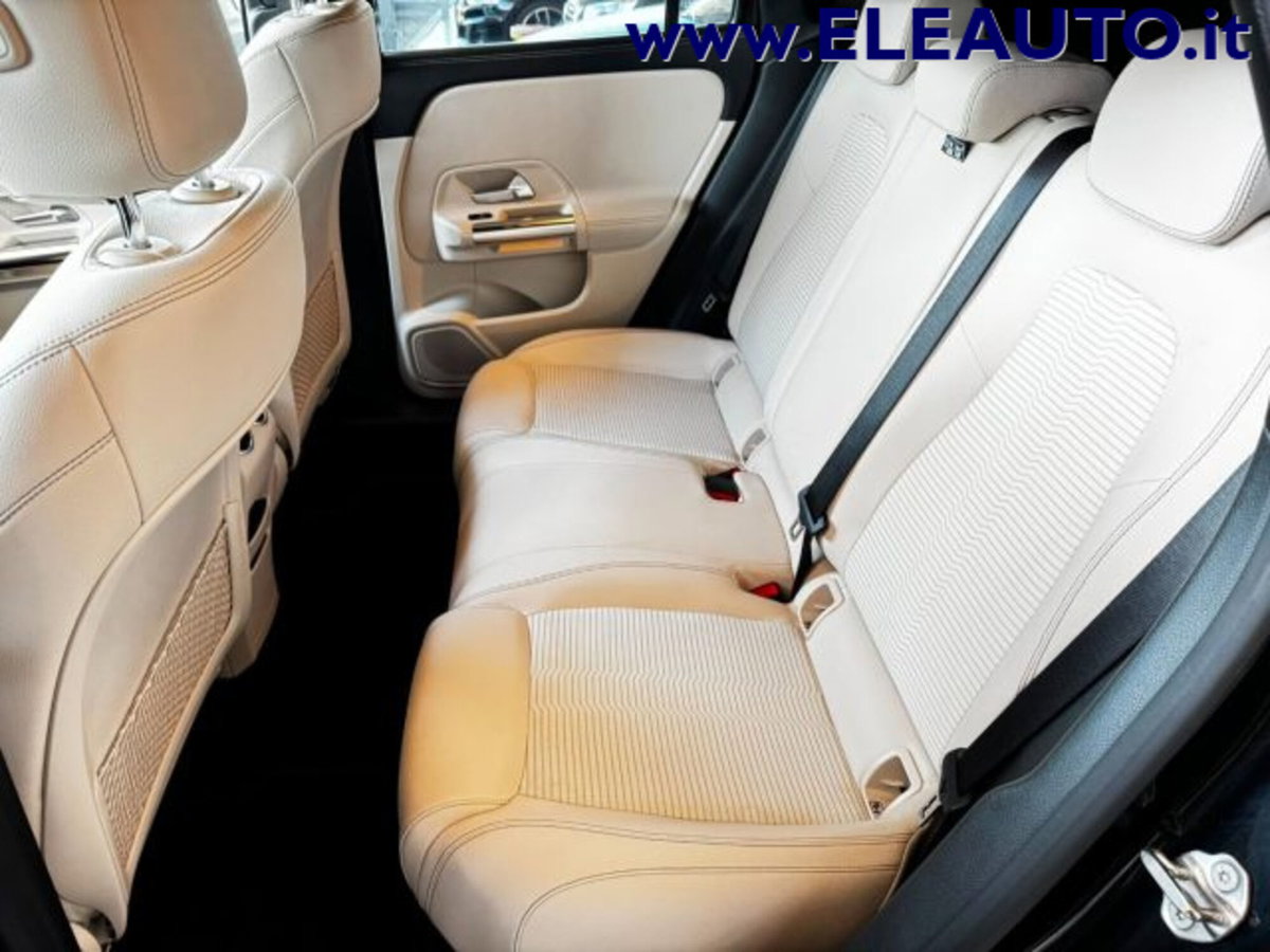 Mercedes-Benz GLA SUV 200 Automatic 4Matic Sport Plus (15)