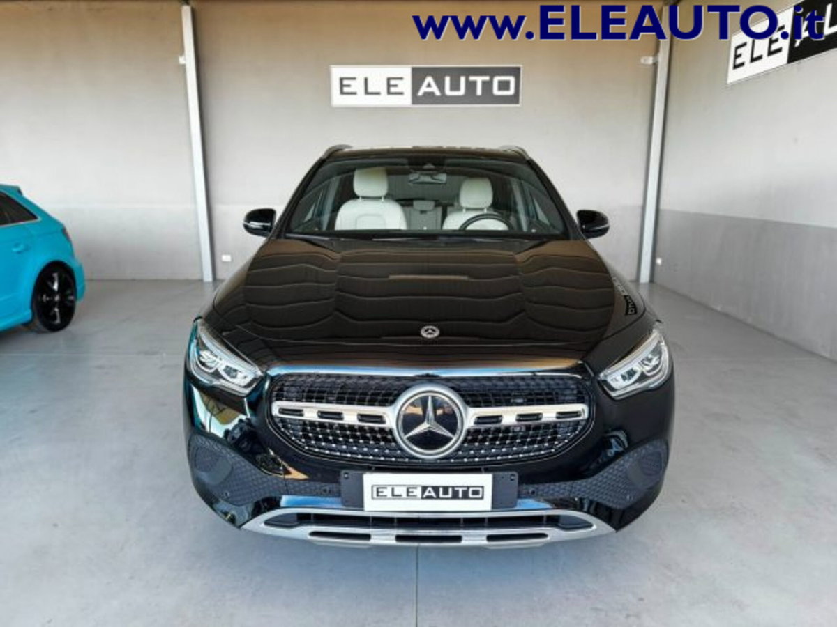 Mercedes-Benz GLA SUV 200 Automatic 4Matic Sport Plus (2)