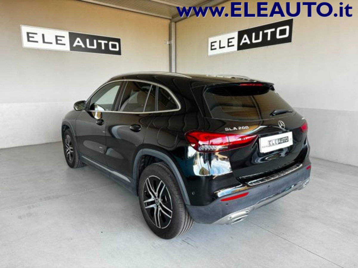 Mercedes-Benz GLA SUV 200 Automatic 4Matic Sport Plus (4)