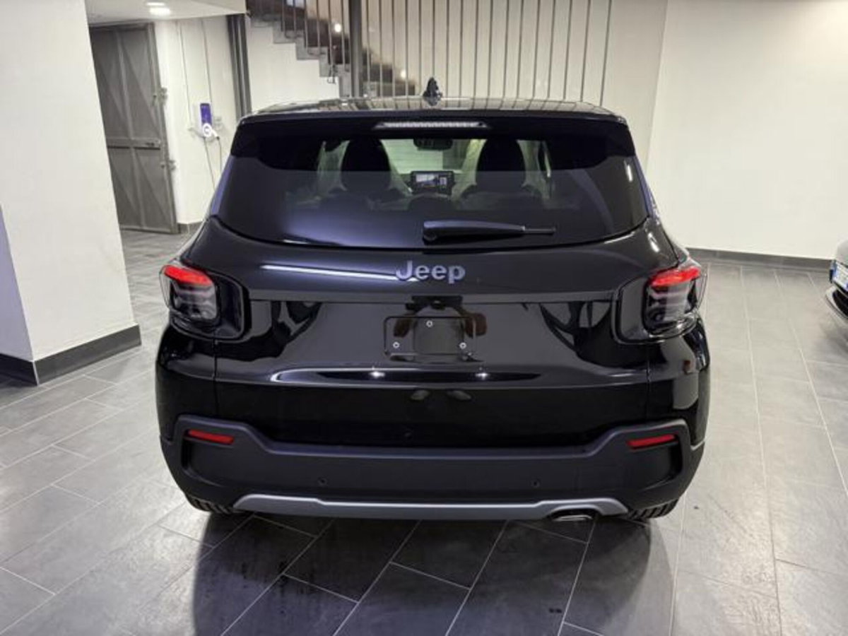 Jeep Avenger 1.2 turbo Summit fwd 100cv (5)