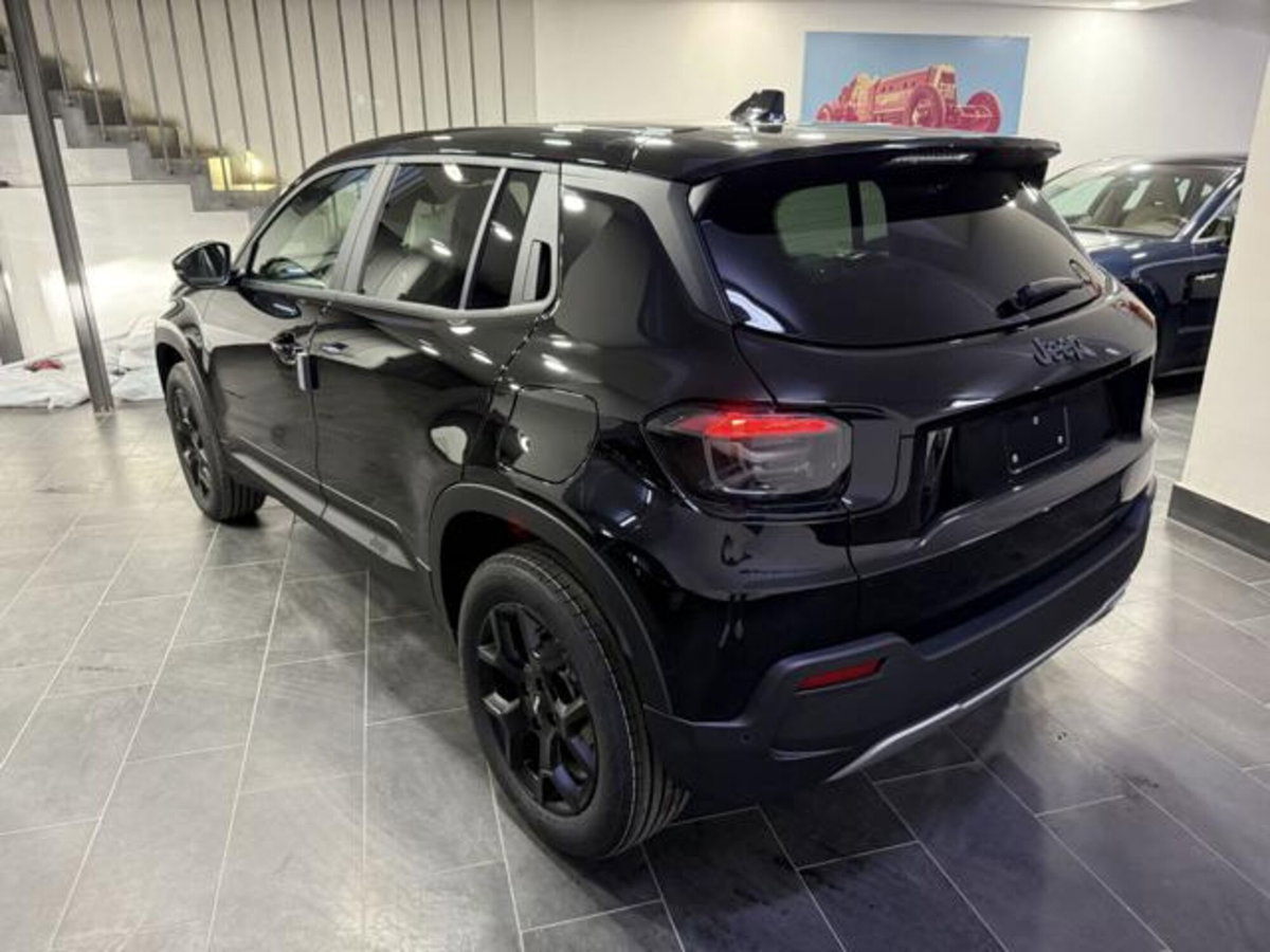 Jeep Avenger 1.2 turbo Summit fwd 100cv (7)