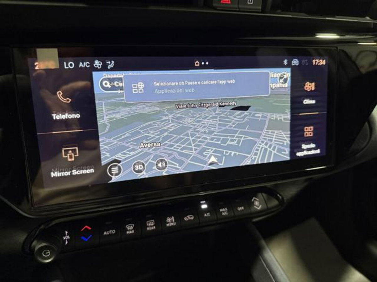 Alfa Romeo Junior 1.2 ibrida Q4 Sprint 145cv edct6 (15)