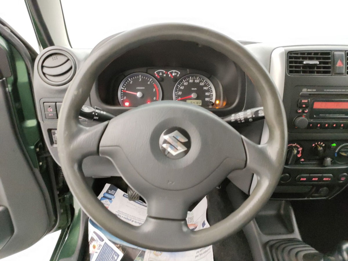 Suzuki Jimny 1.5 DDiS cat 4WD JLX Più (14)