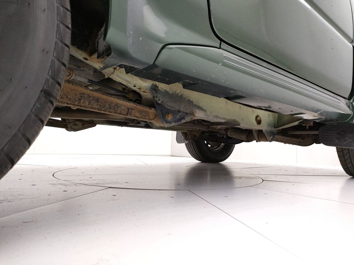 Suzuki Jimny 1.5 DDiS cat 4WD JLX Più (19)