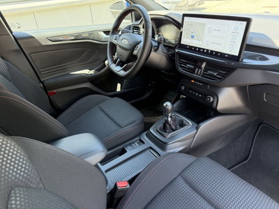 Ford Focus 1.0 EcoBoost Hybrid 125 CV Power. 5p. ST-Line Style (11)