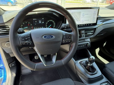 Ford Focus 1.0 EcoBoost Hybrid 125 CV Power. 5p. ST-Line Style (9)