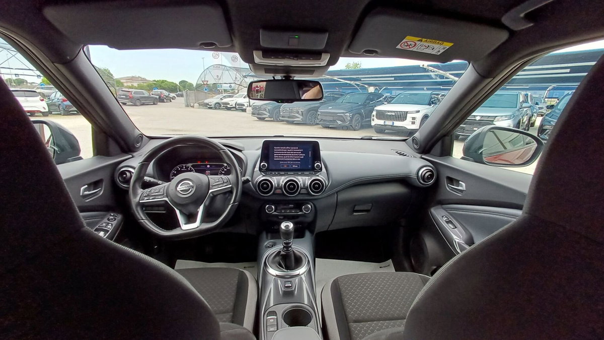 Nissan Juke 1.0 dig-t N-Connecta 114cv (10)