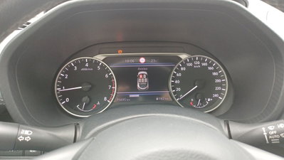 Nissan Juke 1.0 dig-t N-Connecta 114cv (17)