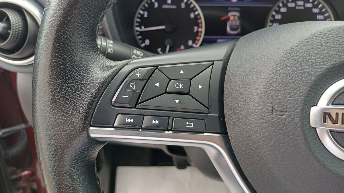 Nissan Juke 1.0 dig-t N-Connecta 114cv (20)