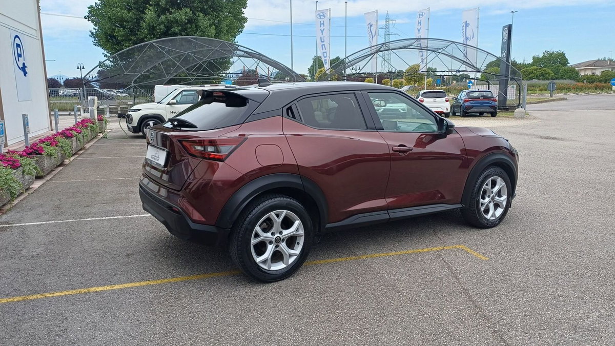 Nissan Juke 1.0 dig-t N-Connecta 114cv (5)