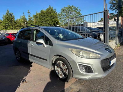 Peugeot 308 SW 1.6 8V HDi 93CV Business (2)