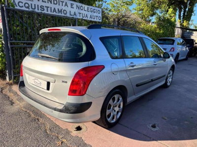 Peugeot 308 SW 1.6 8V HDi 93CV Business (6)
